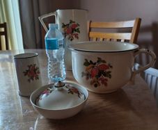 chamber pot and wash set