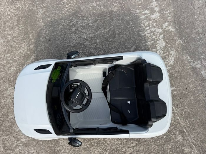 Range Rover Evoque 12V electric ride-on car