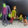 toys and figures Image 2