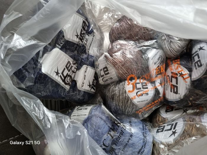 Ice Yarns chunky yarn job lot