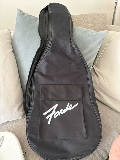 electric guitar for sale with carry case.