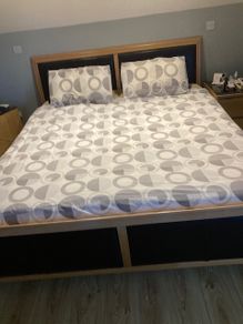 Premium Solid Oak and Leather 6ft Super King Bed - Complete Bundle
