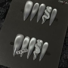 press on nails