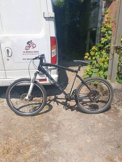 Felt Q220 Xlarge Refurbed.