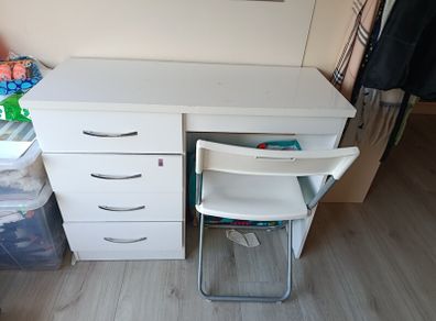 desk