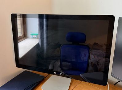 27" Apple Studio Display