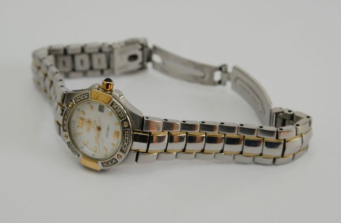 Ladies Seiko Coutura Quartz Watch