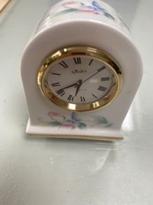 Aynsley little sweetheart minature clock