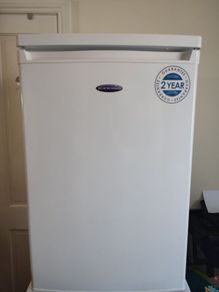 Freestanding under-counter fridge