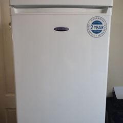 Freestanding under-counter fridge