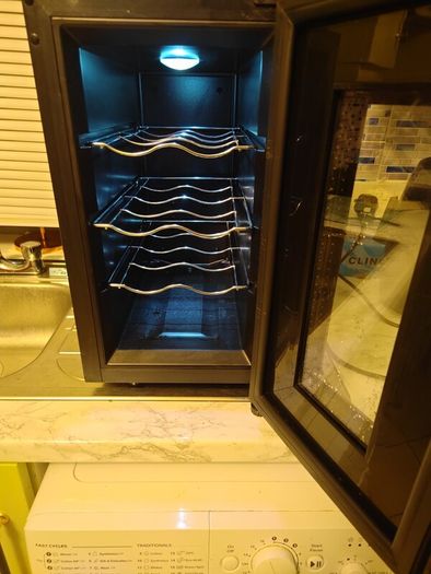 Wine chiller