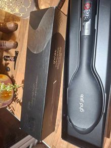 GHD Glide smoothing hot brush