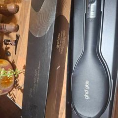 GHD Glide smoothing hot brush
