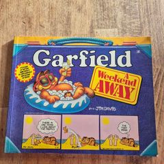 Garfield Cartoon Book