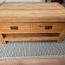 Large coffee table Image 4