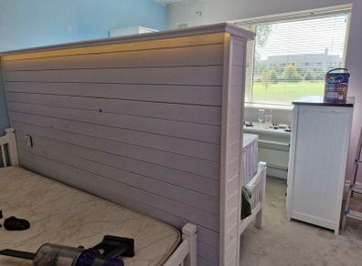 divider bedroom wall