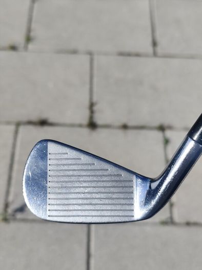Titleist AP2 forged 4 iron