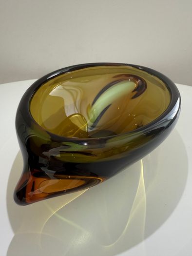 Large Czech Sommerso Art Glass Sculptural Bowl. c.1960s