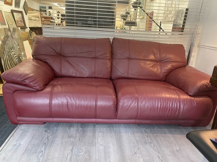 Leather 2-Seater Sofa