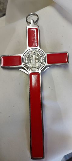 large red crucifix cross,,lovely condition,, beautiful,,,buyer collects or pays postage thank you,,sold as is ,some of the money will be going to charity,good cause ,,