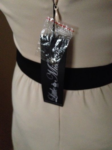 BNWT.. Stunning Little Mistress Party/Ocassionwear Dress ((size 8-10)