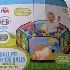 Ball pit