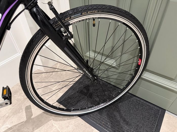 Dawes Discovery 201 (Hybrid Bike)