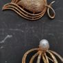Vintage costume job lot of brooches Image 4