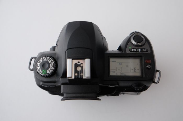 Nikon D70s mint condition with low shutter count
