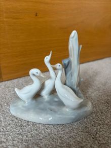 Vintage Nao Lladro Three geese figurine