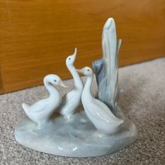 Vintage Nao Lladro Three geese figurine
