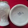 A Beautiful Set of 2 Donegal Parian China 10inch Vases Image 9