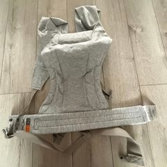 Embrace Newborn Carrier Soft Knit -Soft Grey