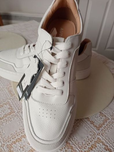 Genuine leather men's trainers