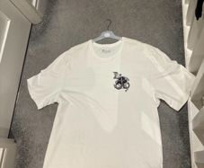 Moose knuckles T Shirt ( fits a large)