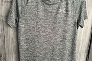 Under Armour TShirt