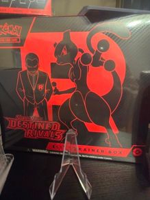 Destined Rivals elite trainer box