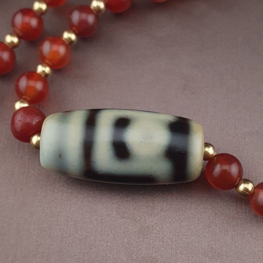 Vintage Carnelian Agate From Mali With Himalayan 1 Eyes Tibetan Agate Dzi Pendant Necklace