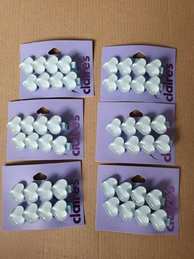 Pair of blue hearth hair clips