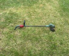 Bosch electric lawn trimmer