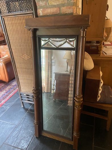 Hanging mirror