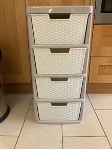 plastic storage drawers