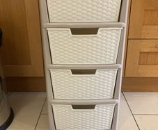 plastic storage drawers