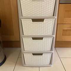 plastic storage drawers