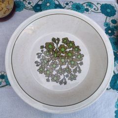 Arklow pottery bowl, Leitrim pattern Arklow