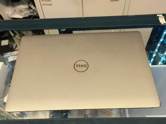 Touch Screen Dell Latitude 5420 - 14" Laptop, Intel Core i5 1145G7 (11th Gen) 2.6GHz, 8GB DDR4, 256GB SSD, Thunderbolt 4, HDMI, Webcam, Windows 11 Pro