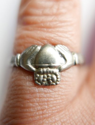 Vintage Rolled Gold Claddagh Ring - silver tone, size O