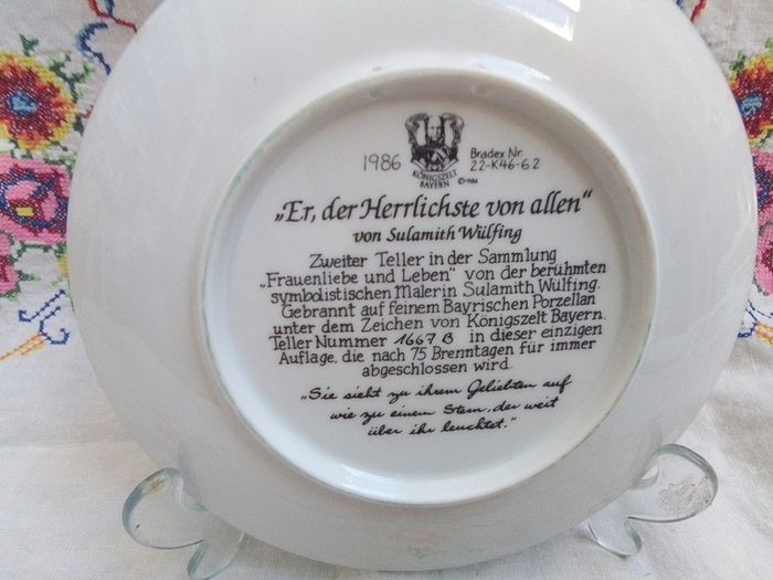 Sulamith Wulfing Vintage Display Plate