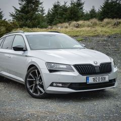 Skoda Superb Sport Line DSG 2.0 TDI