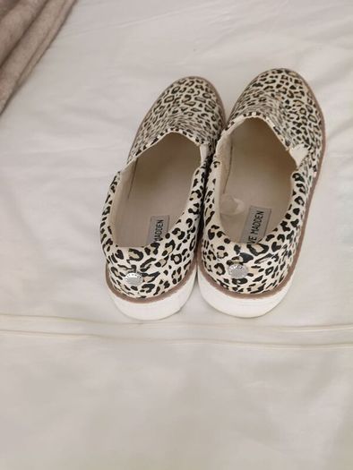 Shoe